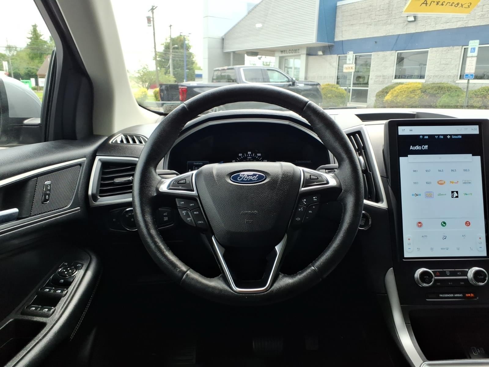 Certified 2022 Ford Edge SEL w/ Convenience Package AWD/4WD image 15