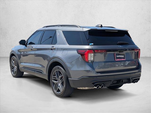 Certified 2025 Ford Explorer ST AWD/4WD image 8