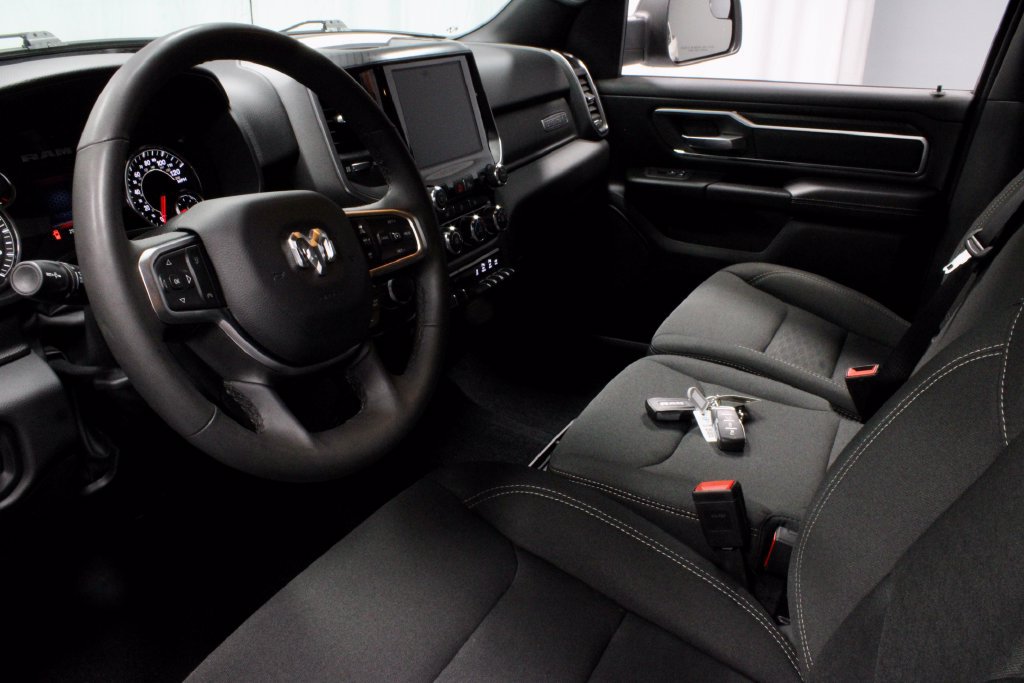 Used 2025 RAM 1500 Big Horn AWD/4WD image 23