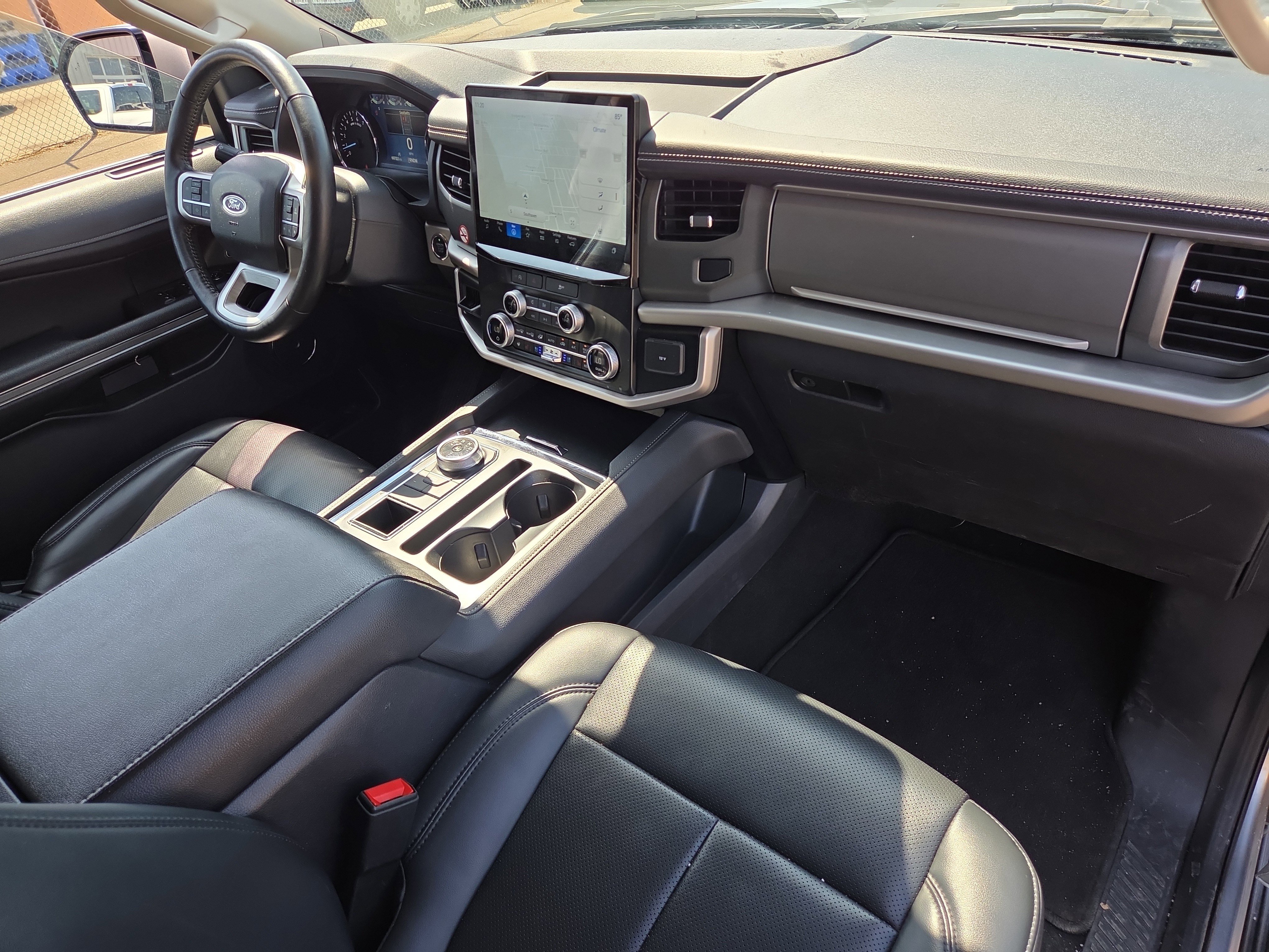 Certified 2024 Ford Expedition XLT RWD image 18