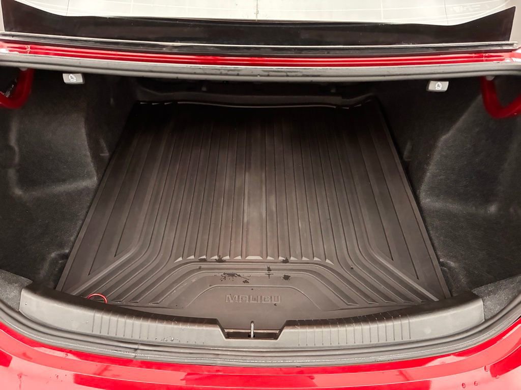 Used 2024 Chevrolet Malibu RS w/ LPO, Floor Liner Package image 11