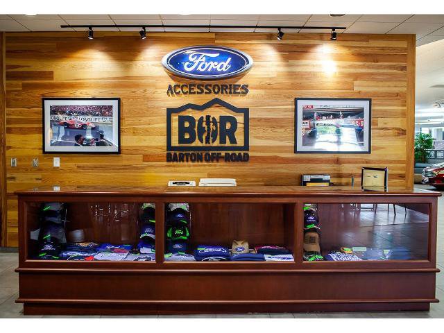 Used 2017 Chevrolet Colorado LT w/ LT Convenience Package image 23