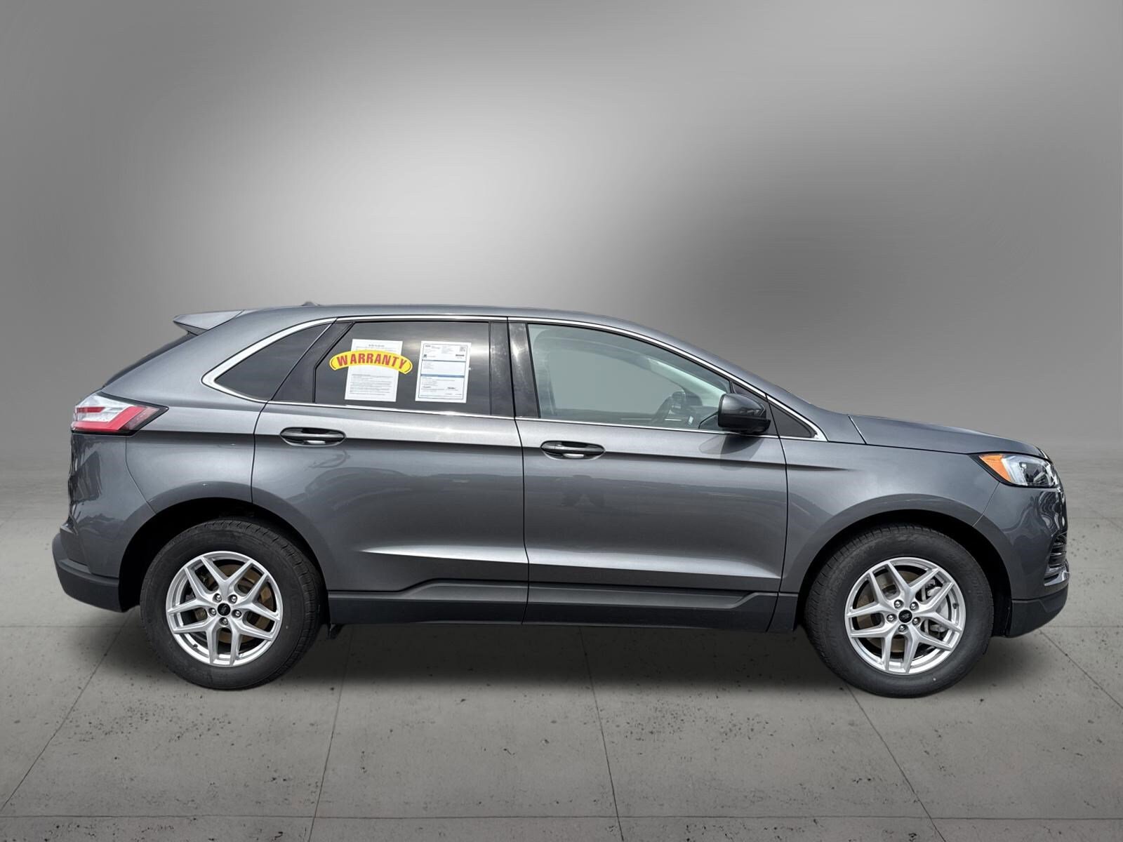 Certified 2024 Ford Edge SEL AWD/4WD image 5