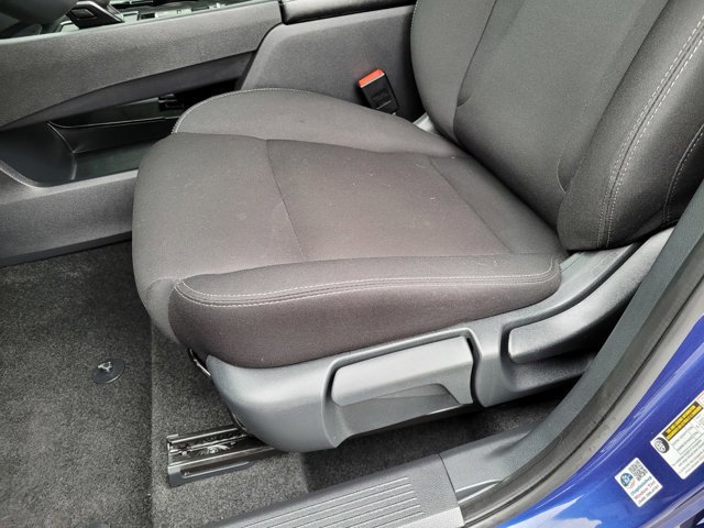 Used 2023 Nissan Rogue S image 16