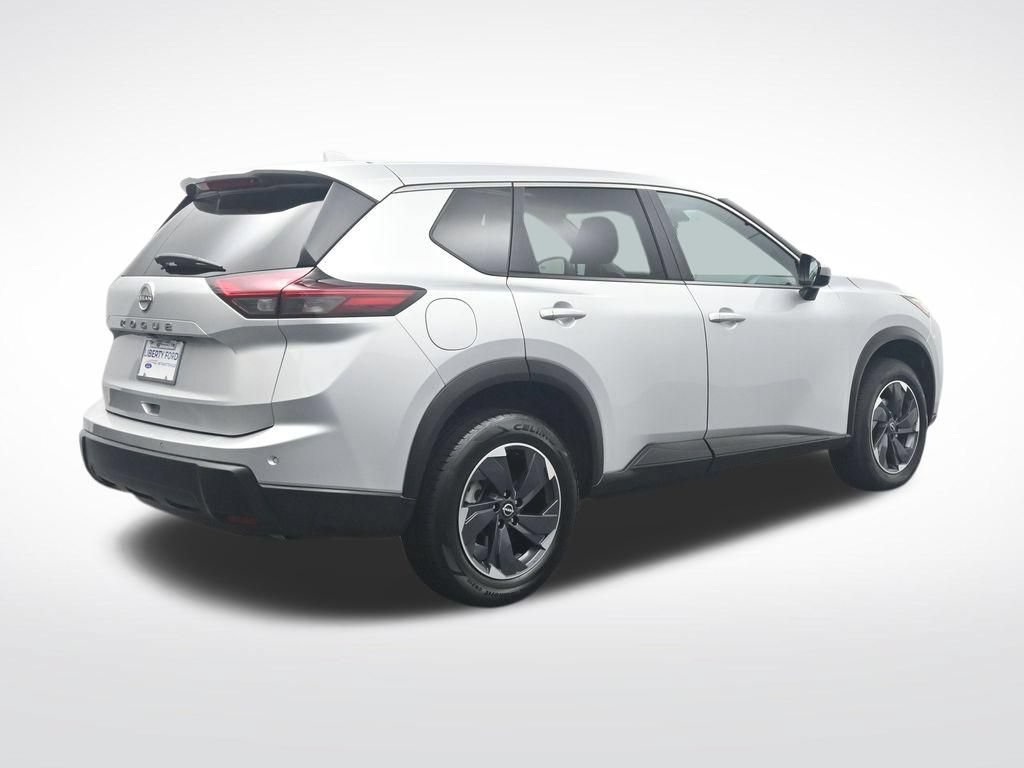 Used 2025 Nissan Rogue SV FWD image 6