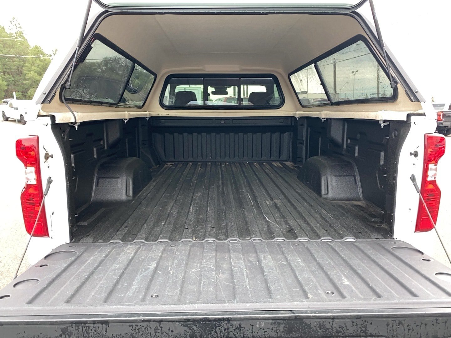 Used 2025 Chevrolet Silverado 1500 W/T w/ WT Value Package AWD/4WD image 13