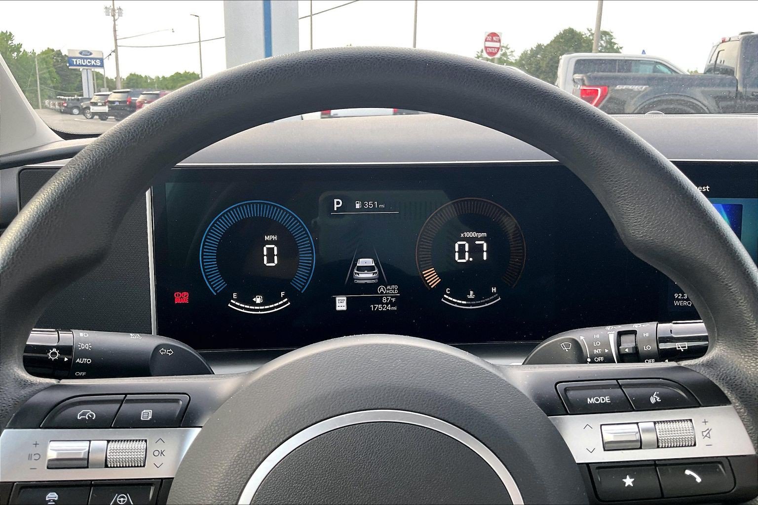 Used 2025 Hyundai Tucson SEL FWD image 19