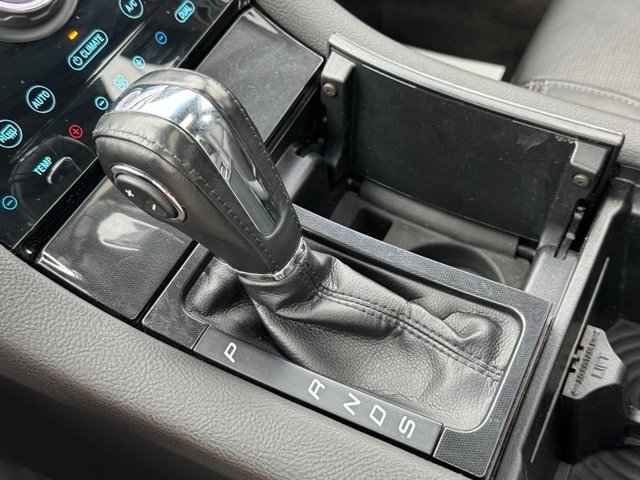 Certified 2018 Ford Taurus Limited AWD/4WD image 19