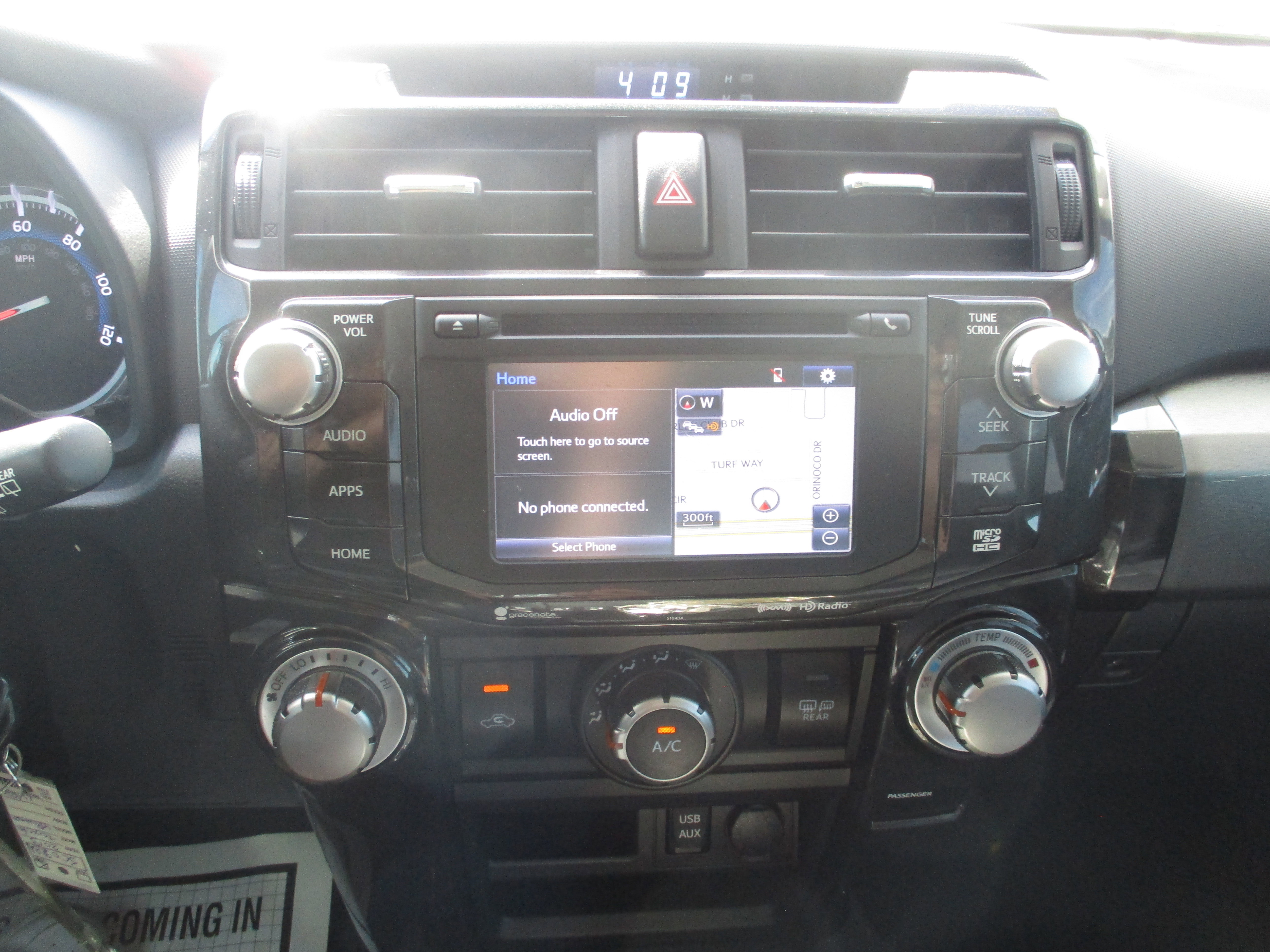 Used 2019 Toyota 4Runner TRD Off-Road Premium AWD/4WD image 18