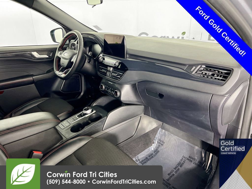 Certified 2024 Ford Escape ST-Line AWD/4WD image 28