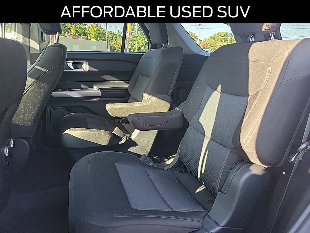Certified 2022 Ford Explorer XLT AWD/4WD image 13
