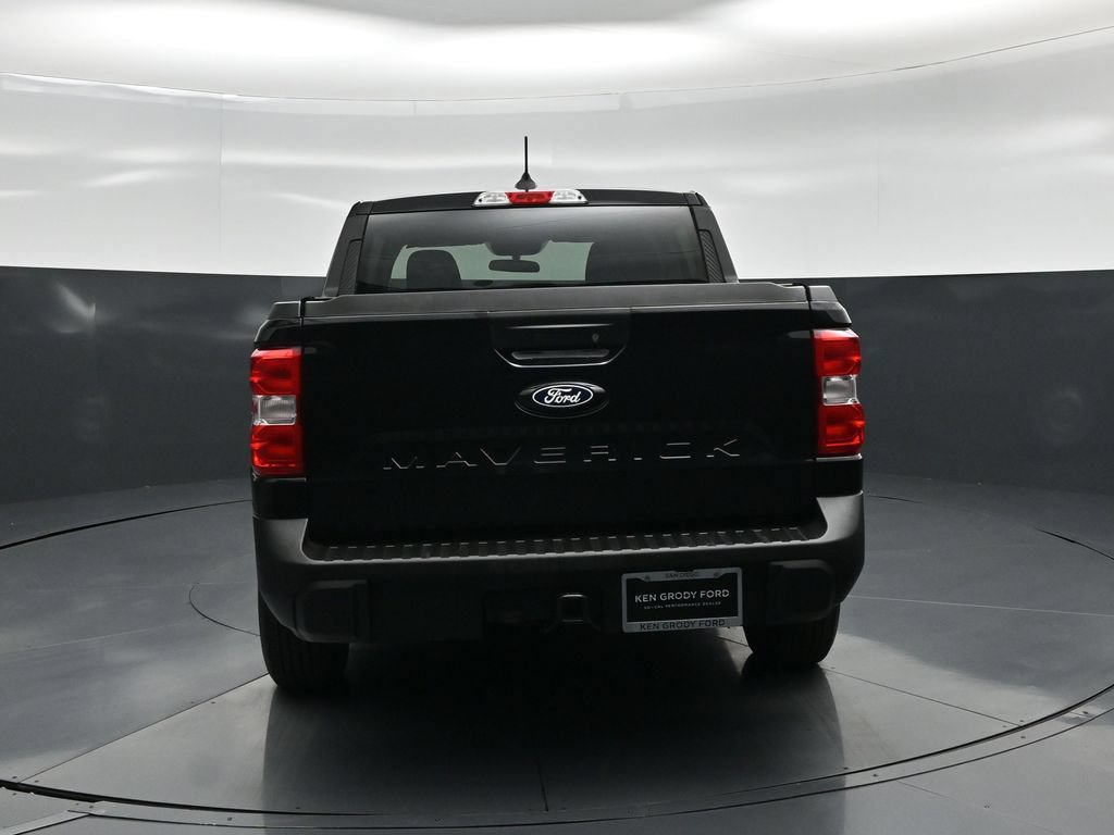 Certified 2025 Ford Maverick XL FWD image 22