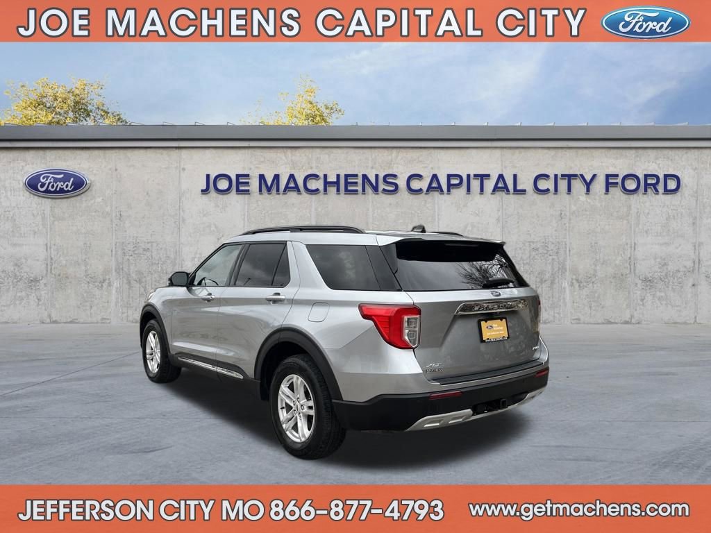 Certified 2023 Ford Explorer XLT w/ Equipment Group 202A image 3
