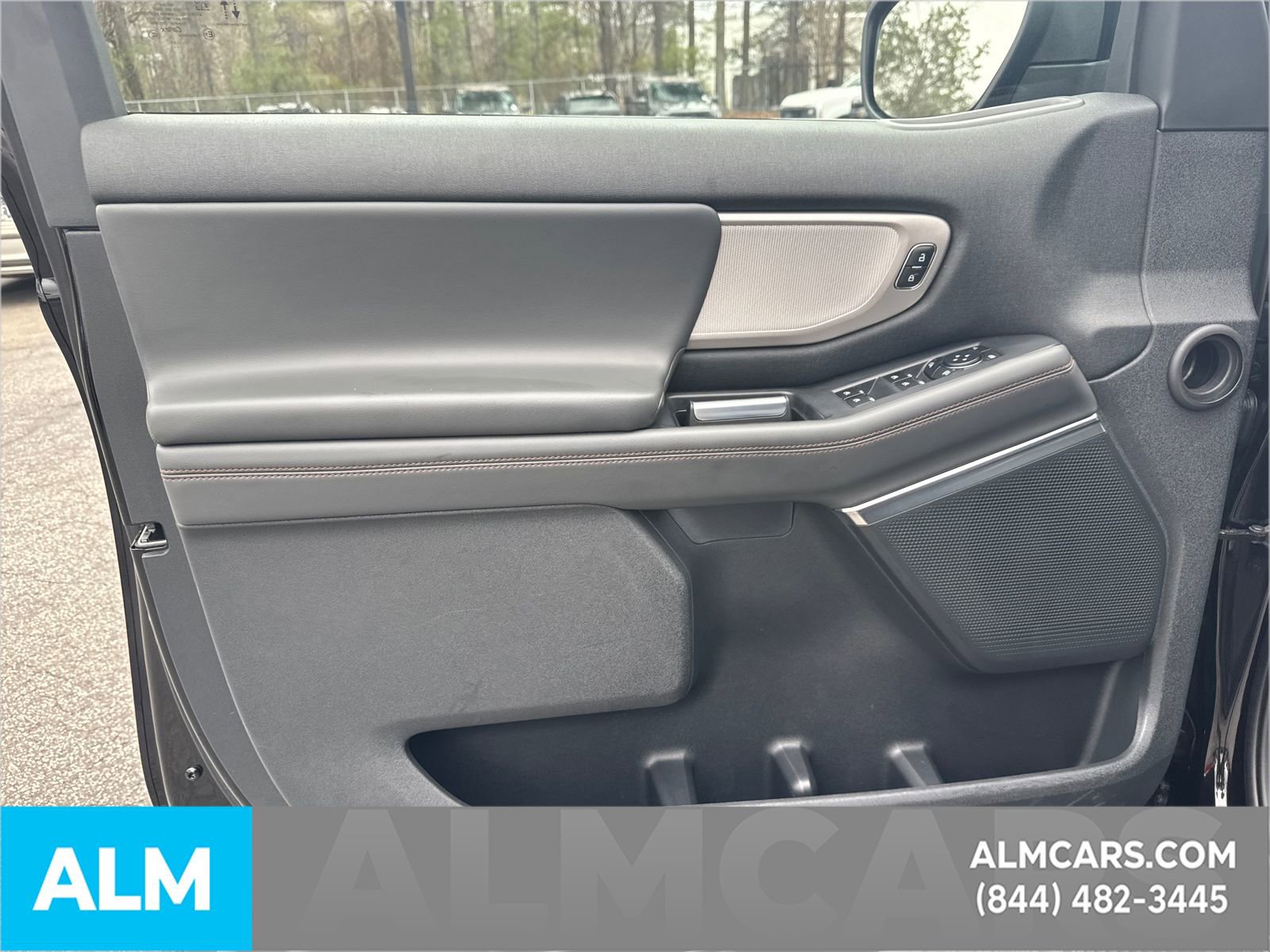 Certified 2025 Ford Expedition Active AWD/4WD image 12