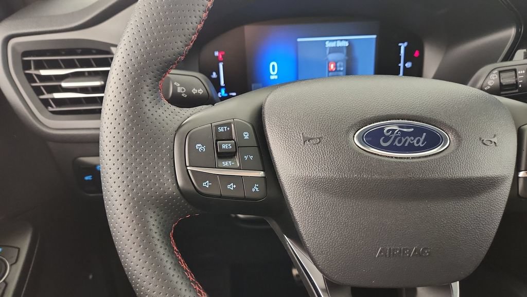 Certified 2024 Ford Escape ST-Line Select w/ Tech Pack #1 AWD/4WD image 19