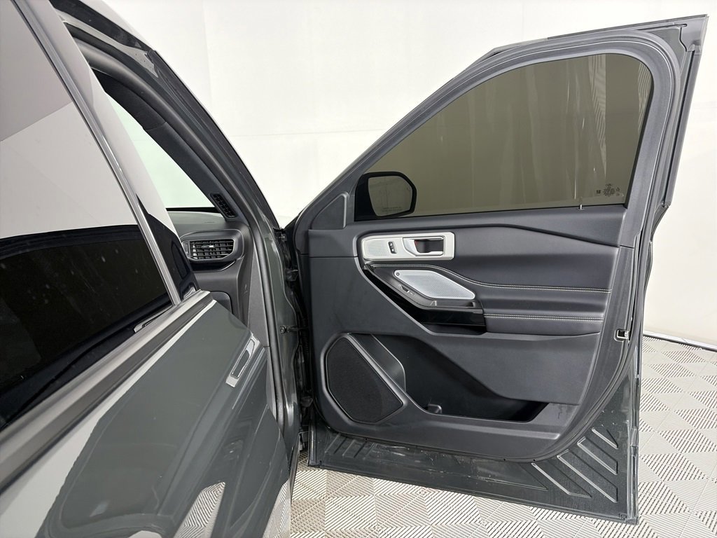 Certified 2023 Ford Explorer ST w/ Equipment Group 401A image 31
