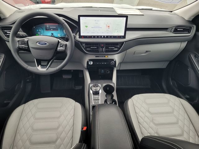Certified 2023 Ford Escape SE w/ PHEV Premium Package image 14