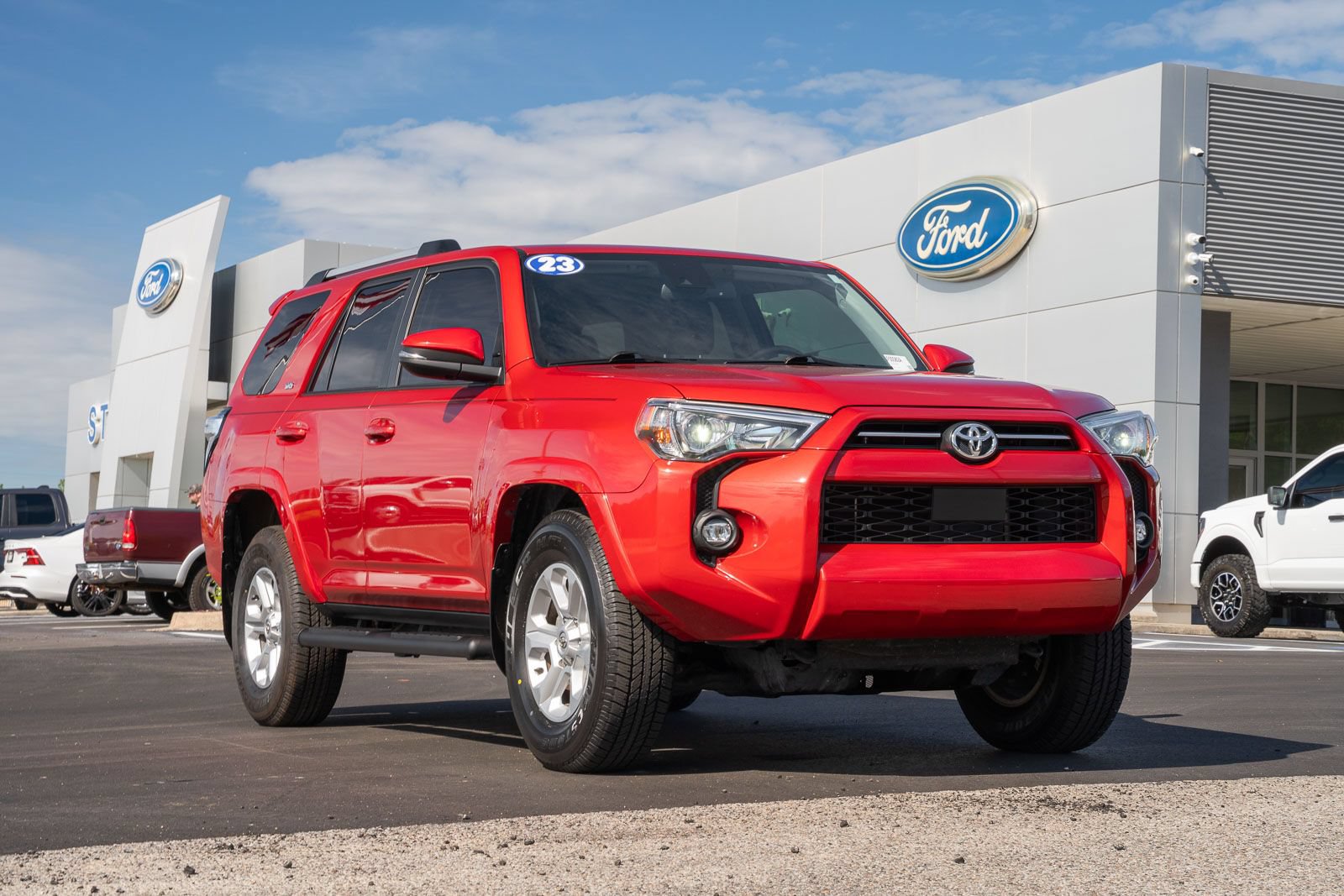 Used 2023 Toyota 4Runner SR5 Premium w/ Moonroof Package RWD image 1