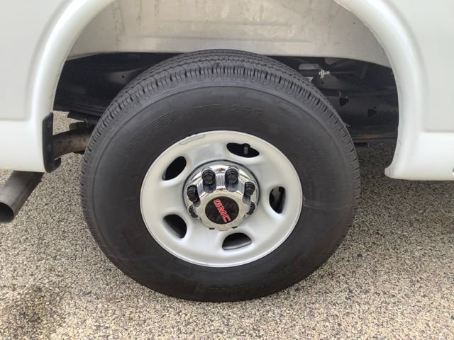 Used 2026 GMC Savana 2500 w/ Driver Convenience Package RWD image 29