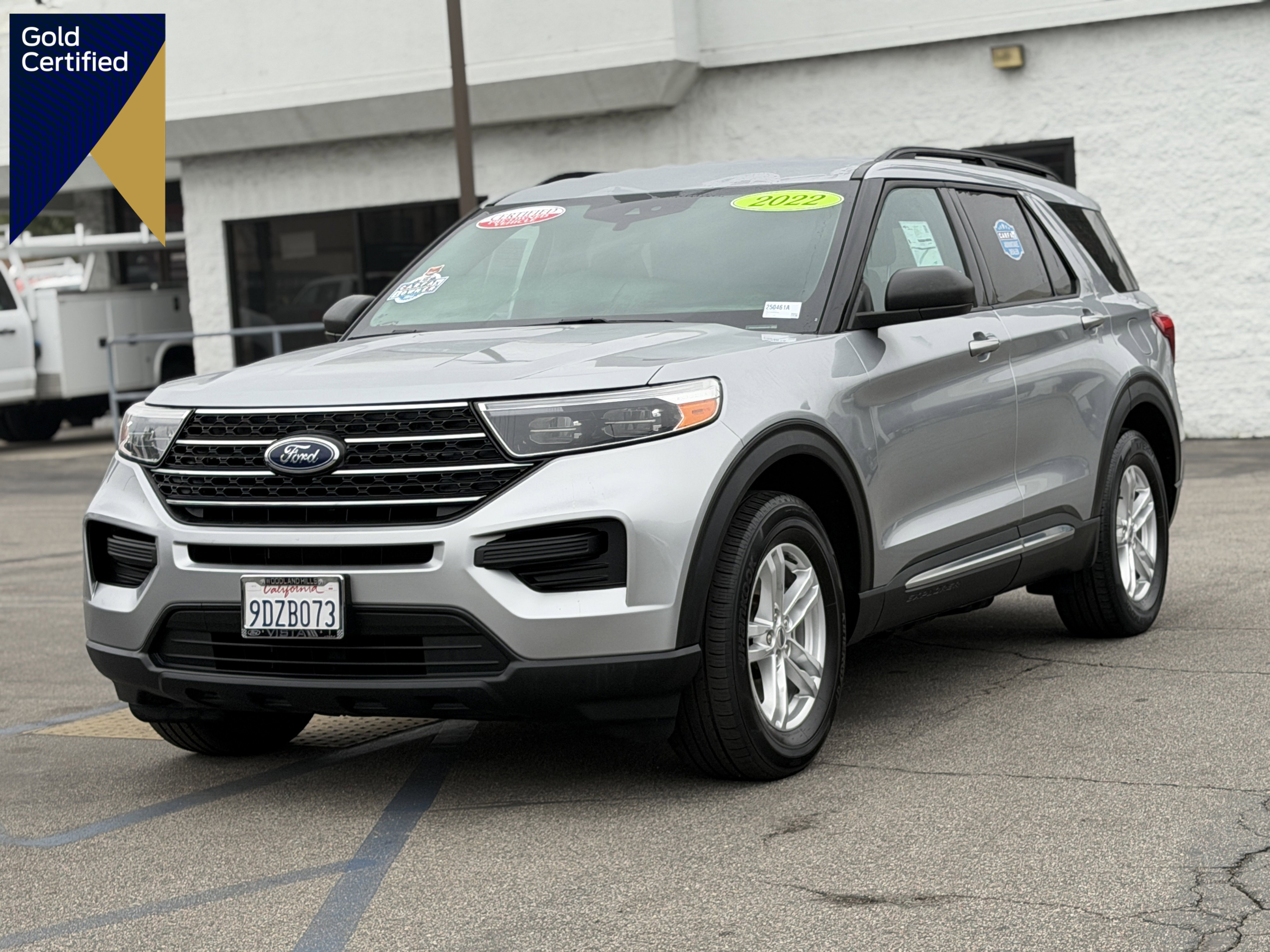 Certified 2022 Ford Explorer XLT image 1