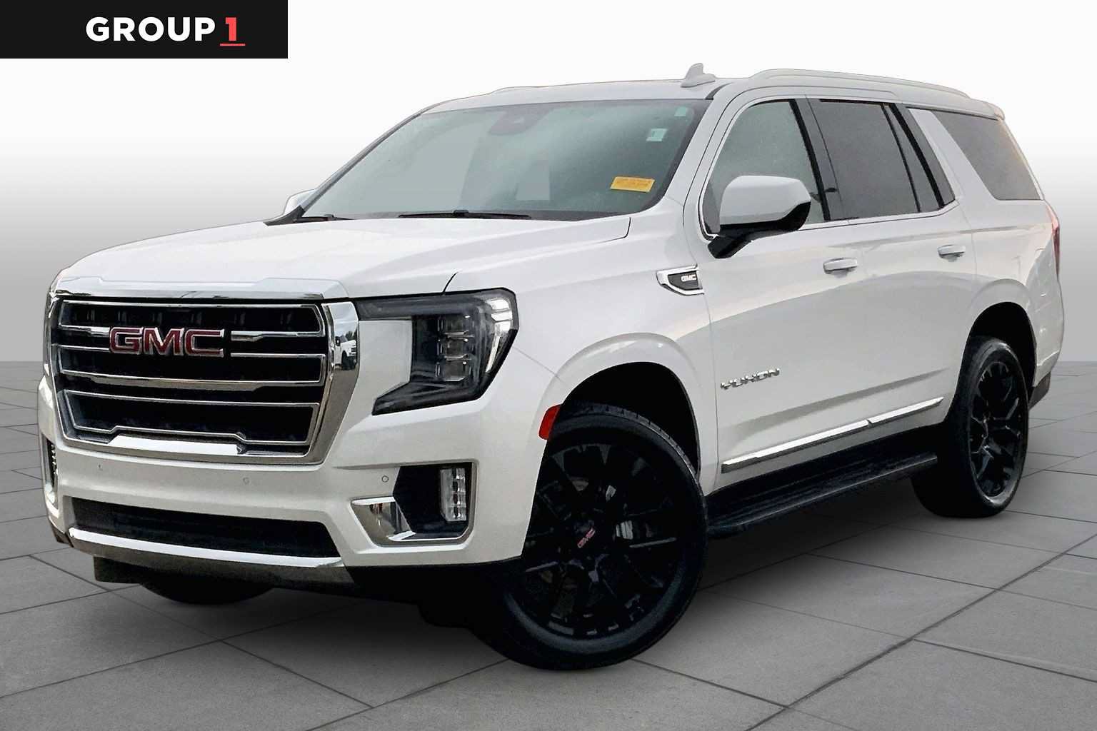 Used 2023 GMC Yukon SLT AWD/4WD image 1