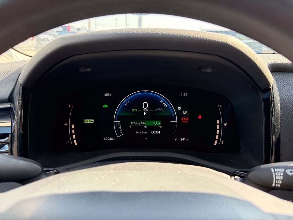 Used 2025 Toyota Camry LE FWD image 24