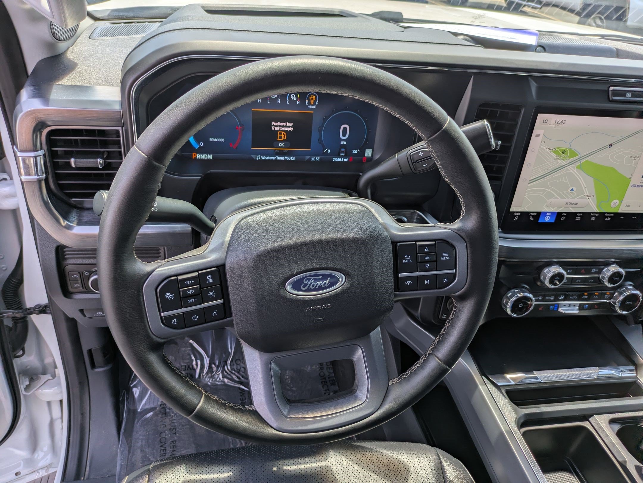Certified 2025 Ford F350 Lariat w/ Lariat Ultimate Package AWD/4WD image 16