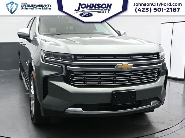 Used 2023 Chevrolet Suburban Premier AWD/4WD image 1