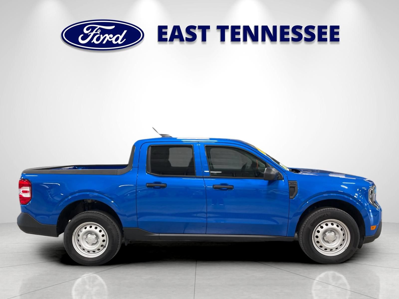 Certified 2025 Ford Maverick XL FWD image 2