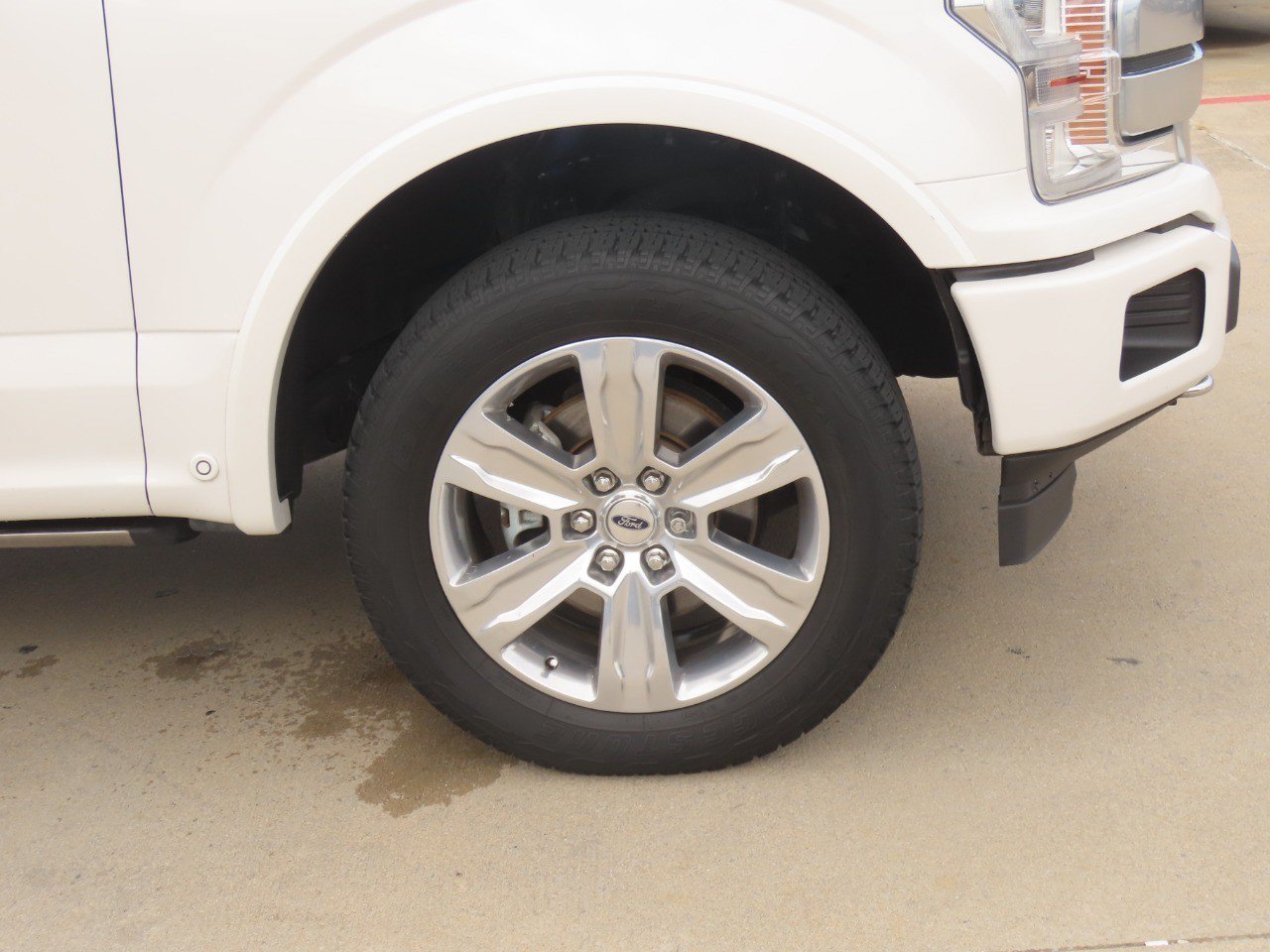 Certified 2019 Ford F150 Platinum w/ Equipment Group 701A Luxury AWD/4WD image 7