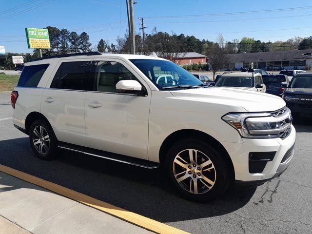 Certified 2022 Ford Expedition XLT RWD image 5