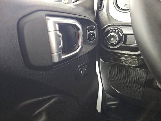 Used 2024 Jeep Wrangler Unlimited Sport image 34