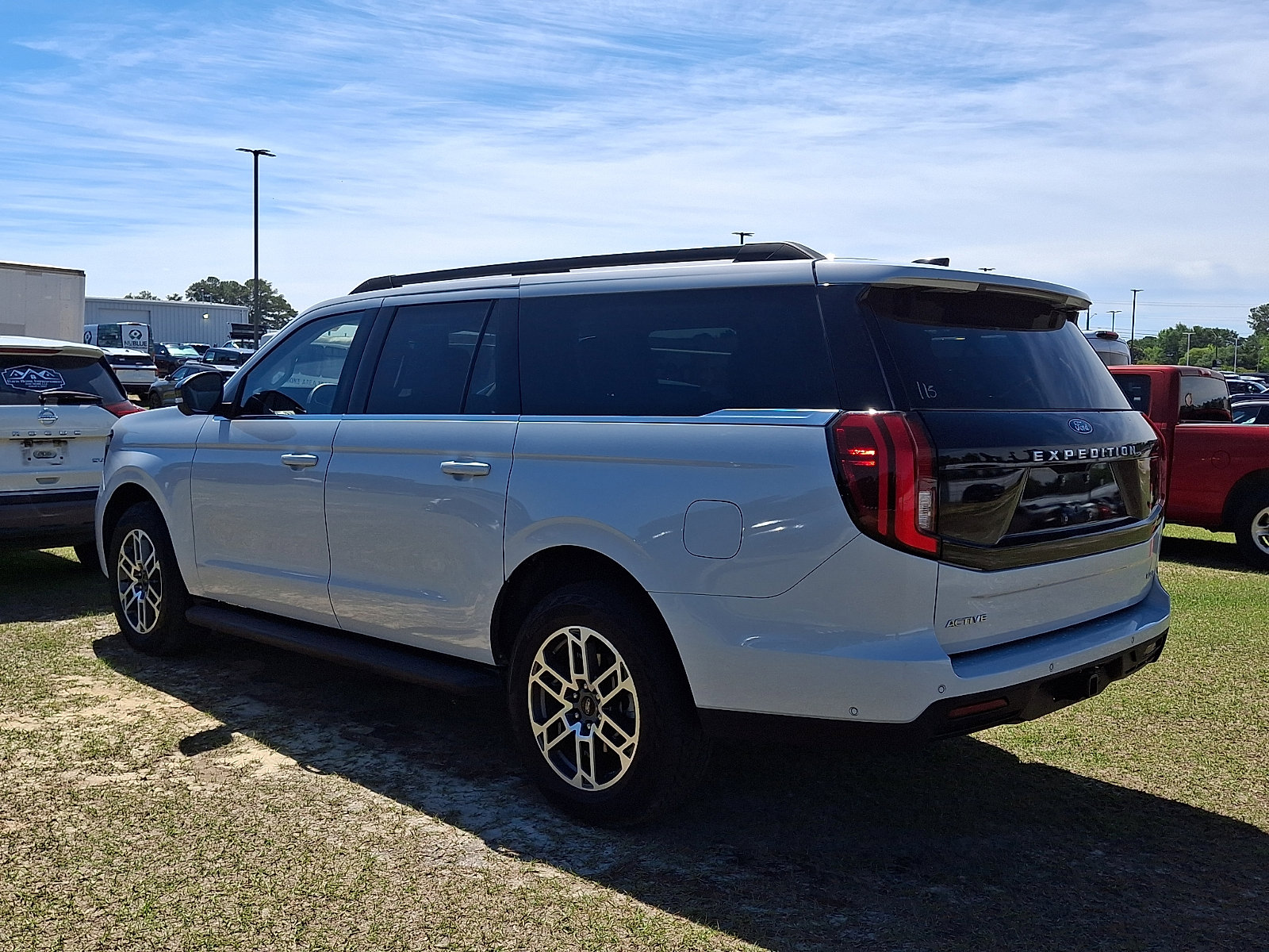 Certified 2025 Ford Expedition Max Active AWD/4WD image 3