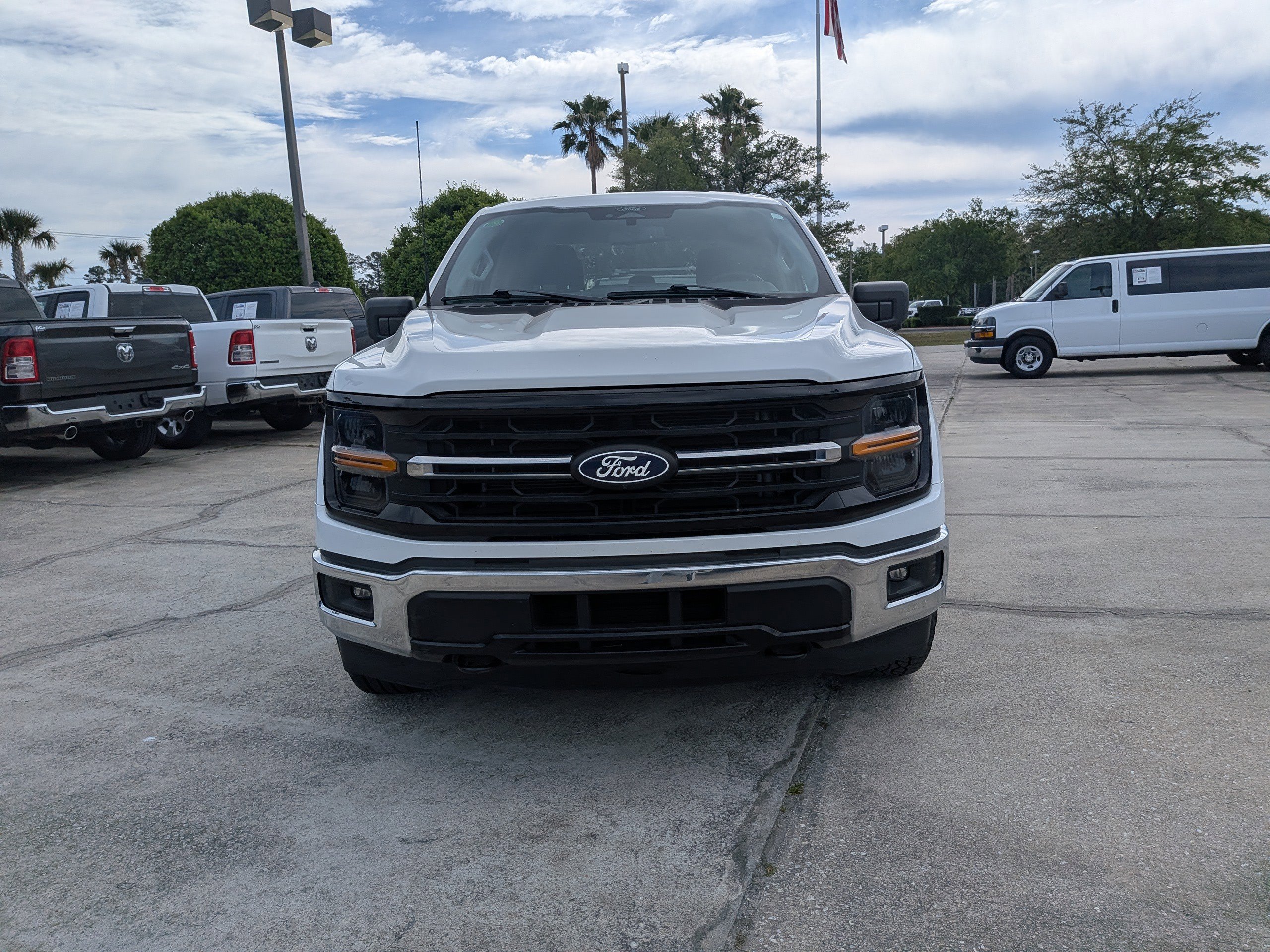 Certified 2024 Ford F150 XLT w/ Mobile Office Package AWD/4WD image 9