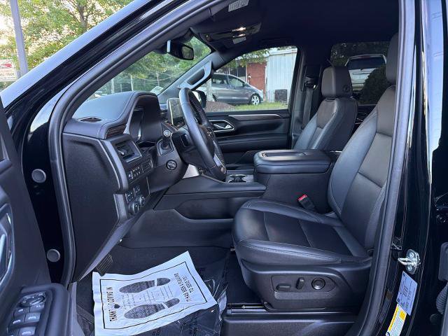 Used 2024 Chevrolet Tahoe Z71 w/ Luxury Package AWD/4WD image 9
