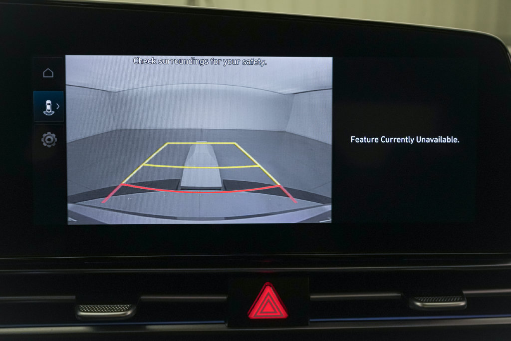 Used 2025 Hyundai Elantra SEL FWD image 16