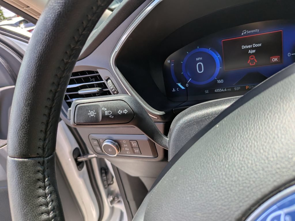 Certified 2020 Ford Escape Titanium w/ Titanium Premium Package 2.0 FWD image 38