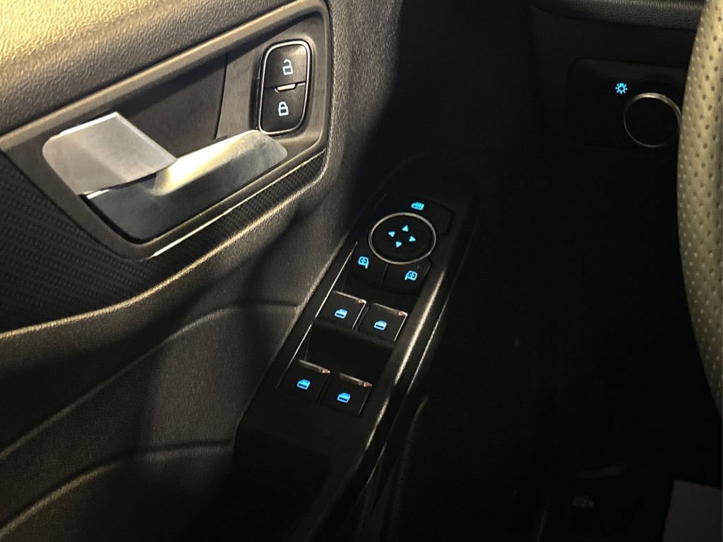 Certified 2025 Ford Escape ST-Line image 34