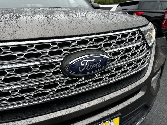 Certified 2021 Ford Explorer Limited w/ Equipment Group 301A AWD/4WD image 10