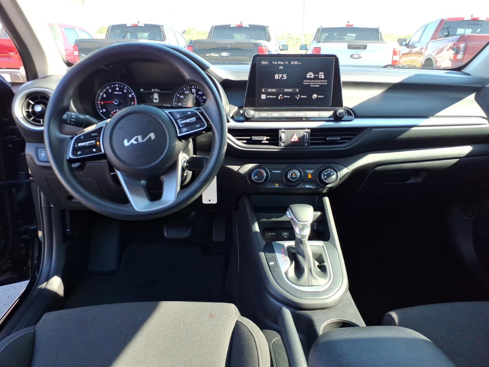 Used 2023 Kia Forte LXS w/ LXS Technology Package FWD image 13