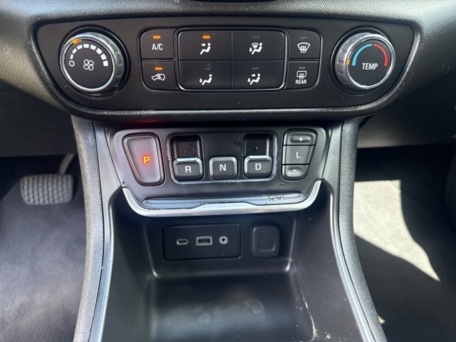 Used 2020 GMC Terrain SLE FWD image 22