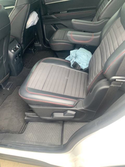 Certified 2025 Ford Explorer ST-Line w/ Premium Package RWD image 7