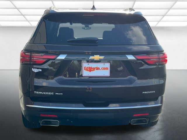 Used 2022 Chevrolet Traverse Premier w/ LPO, Floor Liner Package AWD/4WD image 6