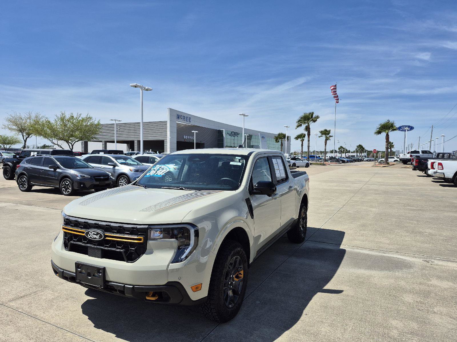 Certified 2025 Ford Maverick Tremor image 1