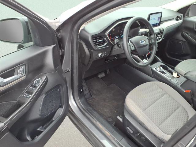 Certified 2021 Ford Escape SE w/ SE Sport Appearance Package image 9
