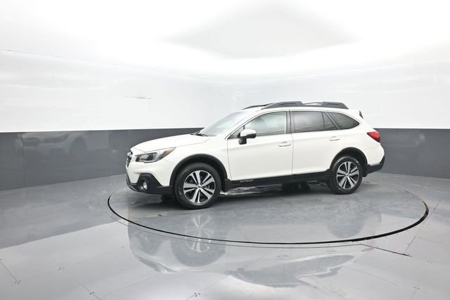Used 2018 Subaru Outback 2.5i Premium image 4