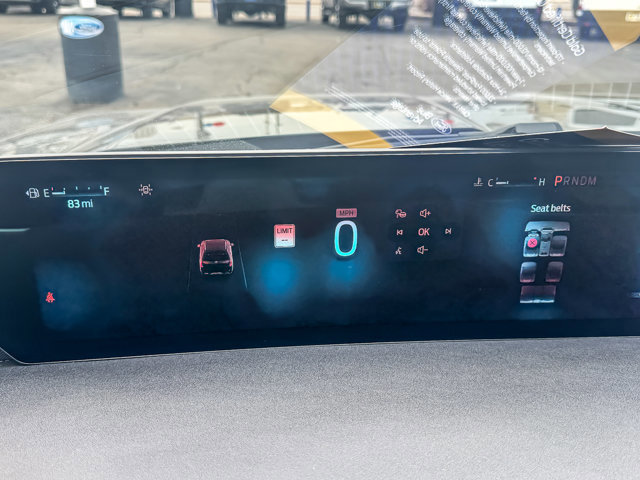 Certified 2025 Ford Expedition Platinum w/ Stealth Appearance Package image 17