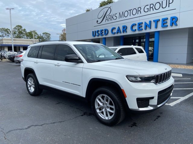 Used 2023 Jeep Grand Cherokee L Laredo image 2