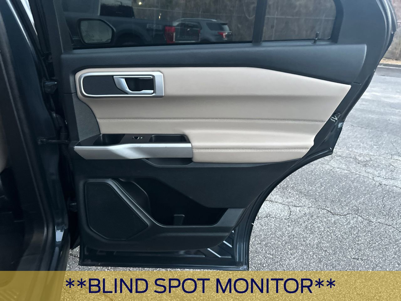 Certified 2024 Ford Explorer XLT w/ Equipment Group 202A image 18