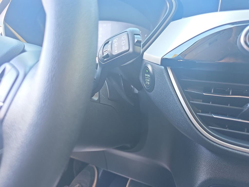 Certified 2020 Ford Escape SE FWD image 27